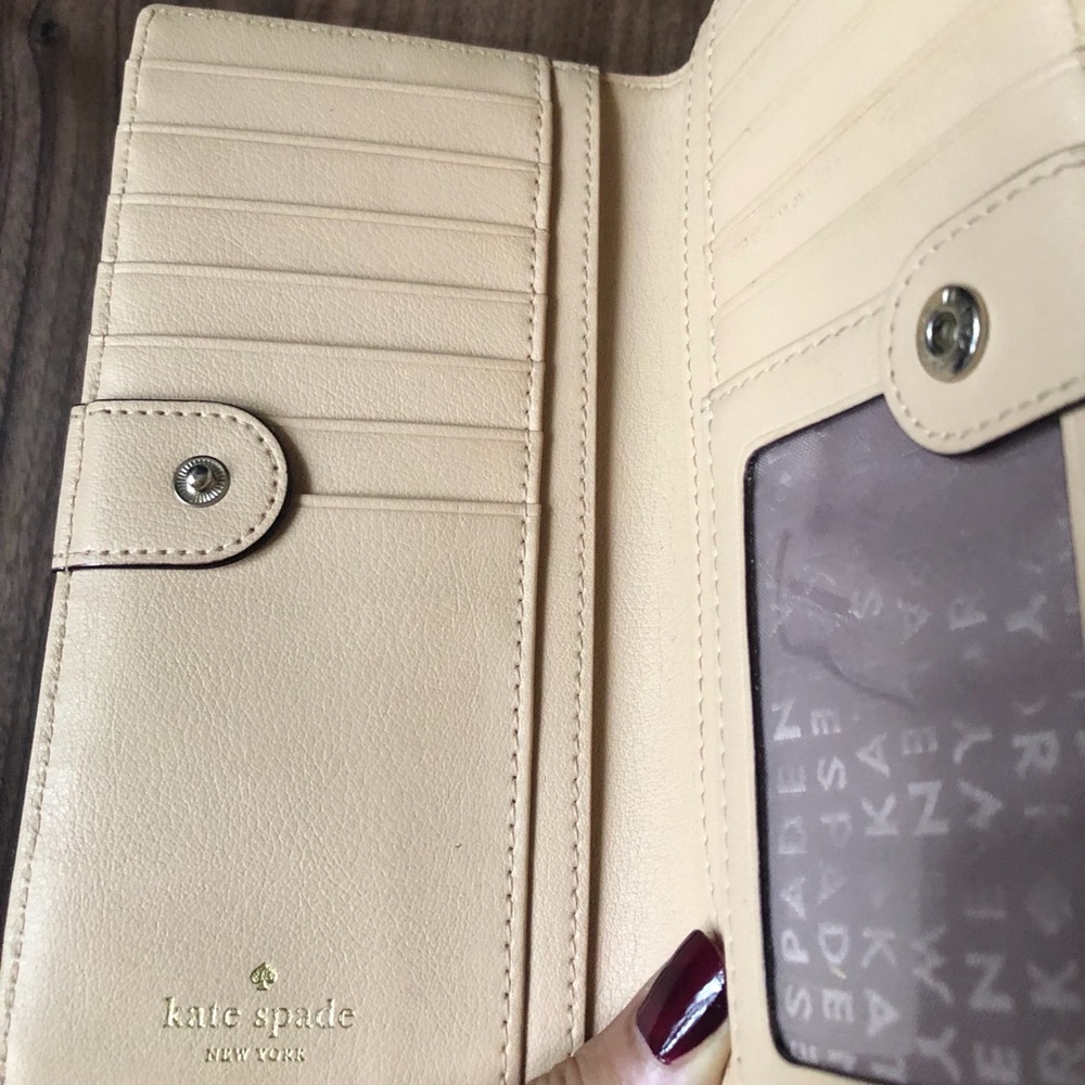 Kate Spade wallet - Picture 8 of 11